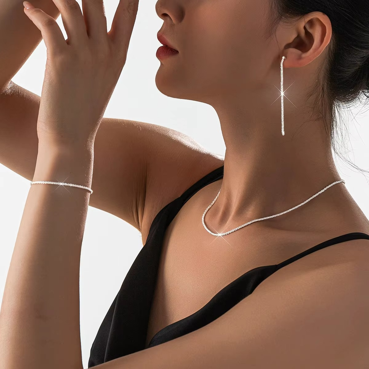 Shiny Silver Plated Collarbone Chain Necklace Bracelet Jewelry
